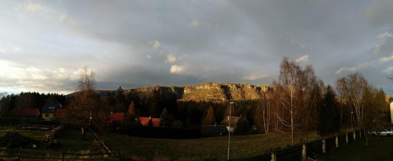 Penzion U Maresu Hřensko エクステリア 写真